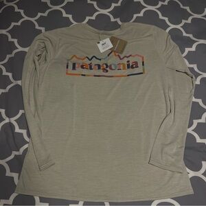 Patagonia women’s capilene cool daily graphic shirt size large